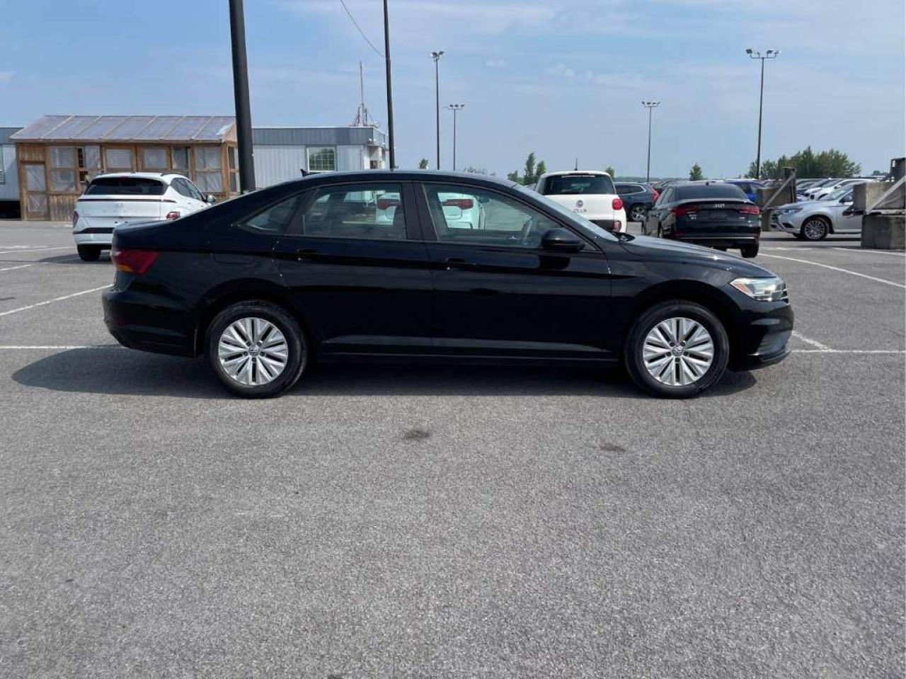 2019 Volkswagen Jetta Comfortline AUTO Photo