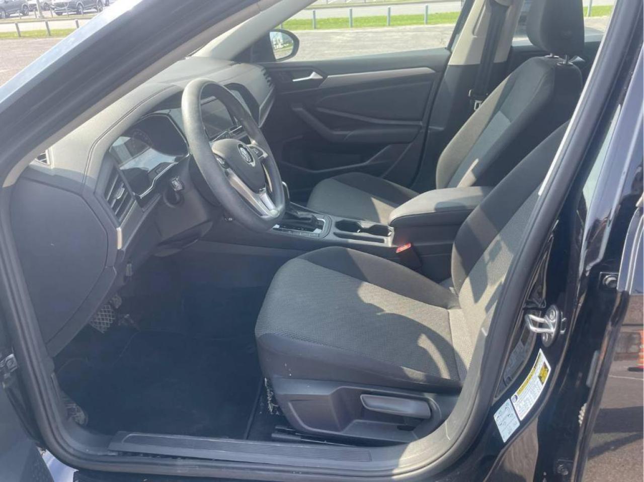 2019 Volkswagen Jetta Comfortline AUTO Photo