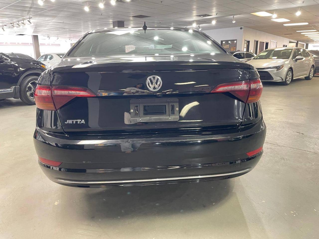 2019 Volkswagen Jetta Comfortline AUTO Photo