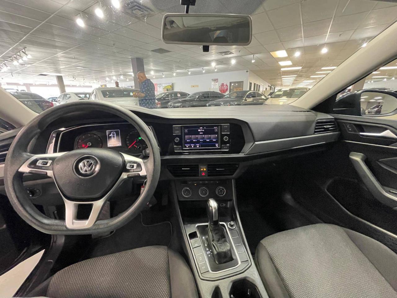 2019 Volkswagen Jetta Comfortline AUTO Photo