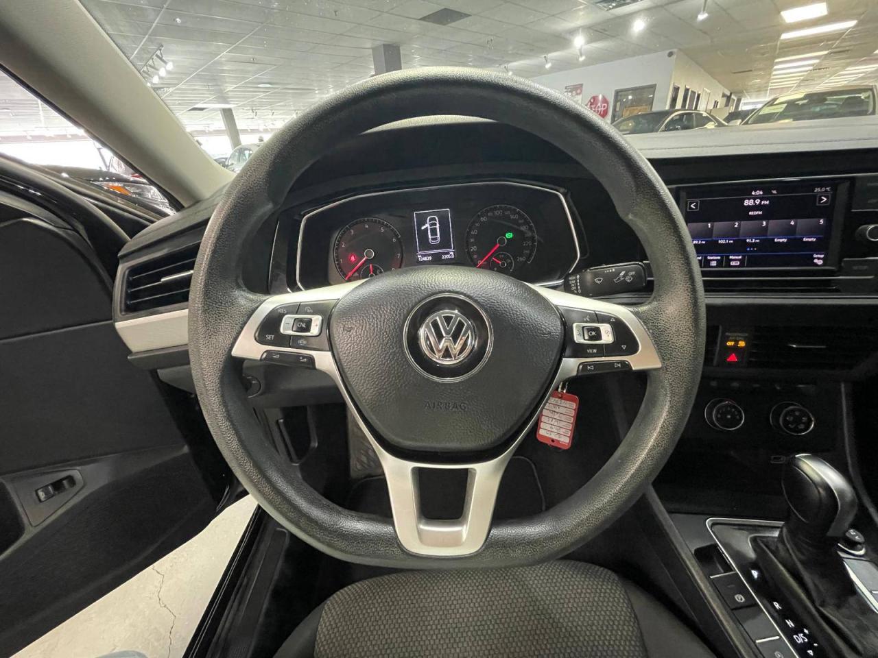 2019 Volkswagen Jetta Comfortline AUTO Photo