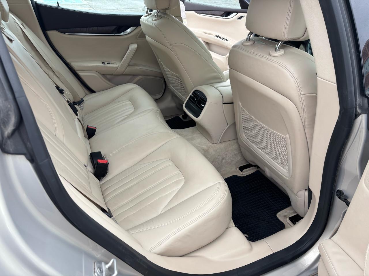 2015 Maserati Ghibli S Q4 AWD - Photo #14