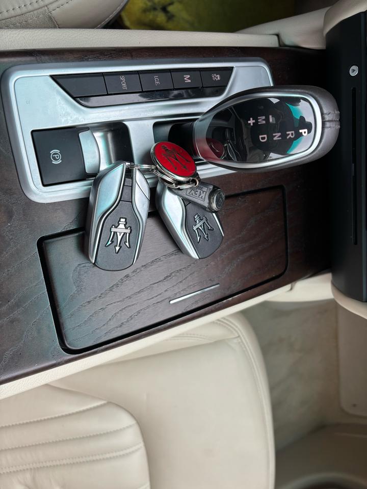 2015 Maserati Ghibli S Q4 AWD - Photo #13