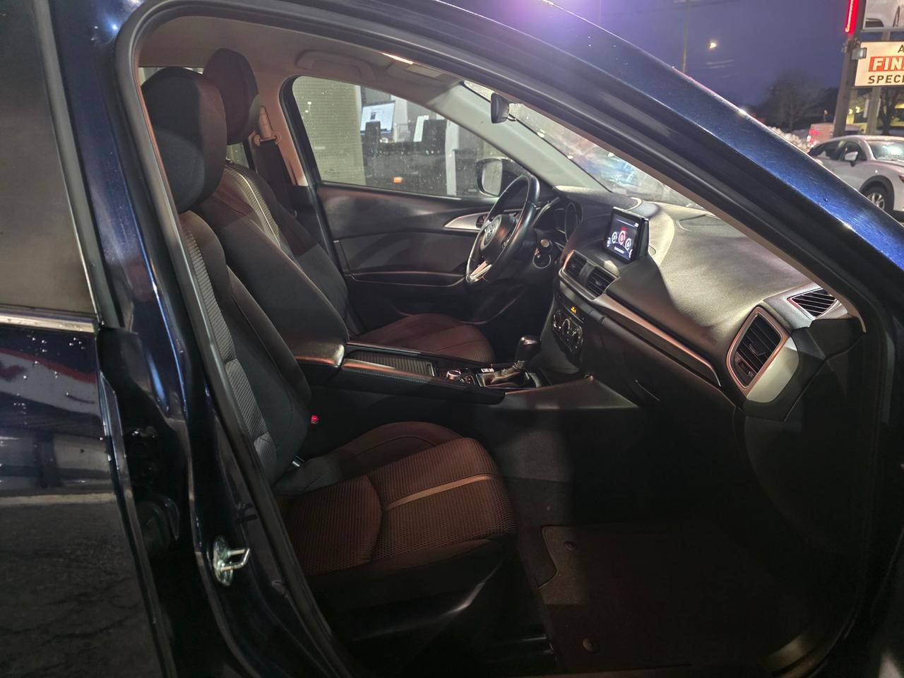 2017 Mazda MAZDA3 GS Heated Steering | Heated Seats | Back up Camera | Bluetooth Photo