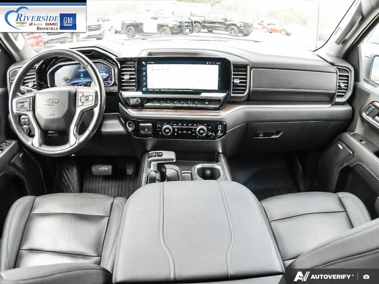 2023 Chevrolet Silverado 1500 RST Photo