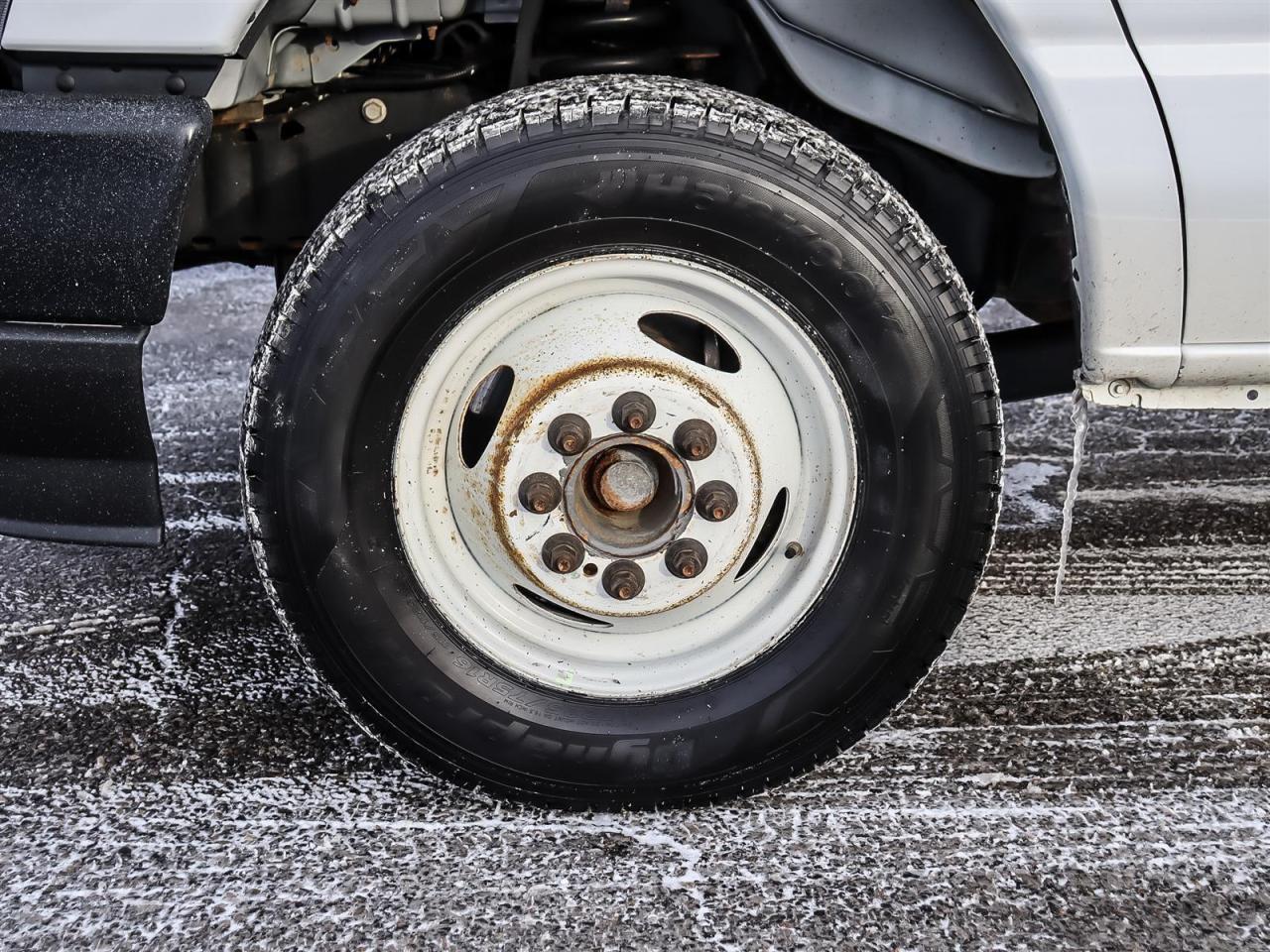 2024 Ford E450 Cutaway Photo