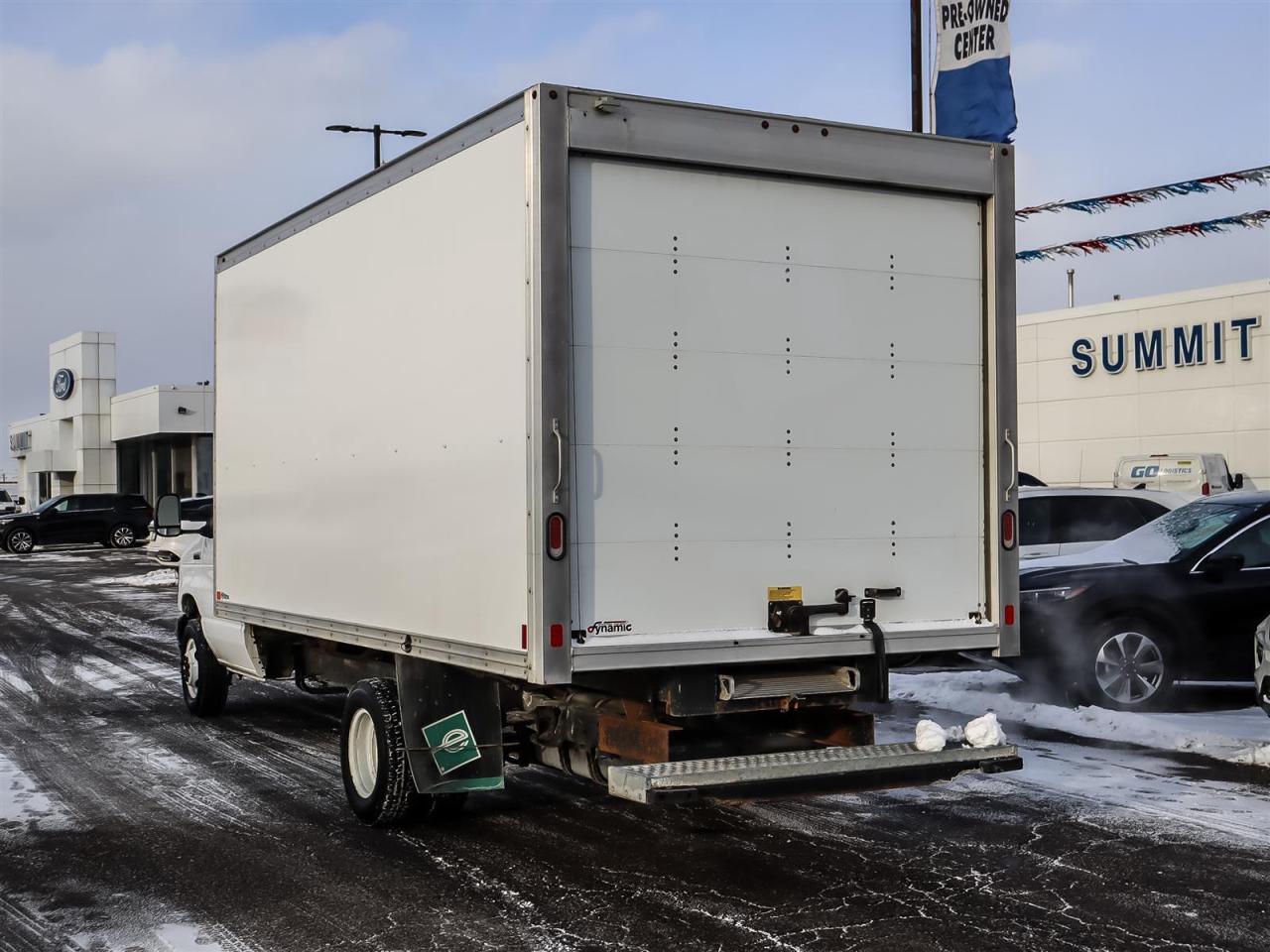 2024 Ford E450 Cutaway Photo2