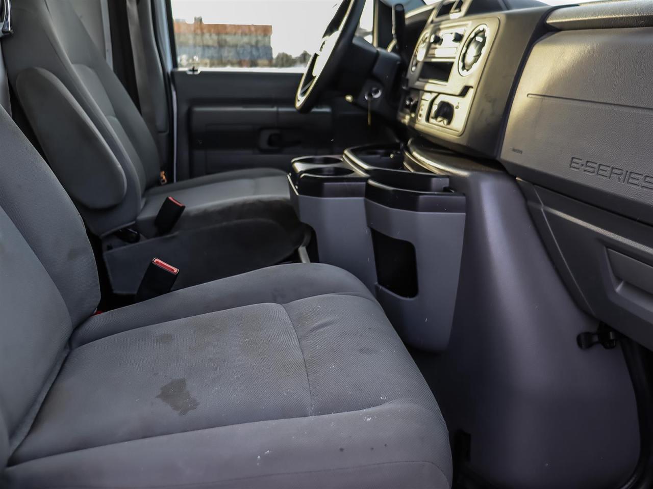 2024 Ford E450 Cutaway Photo