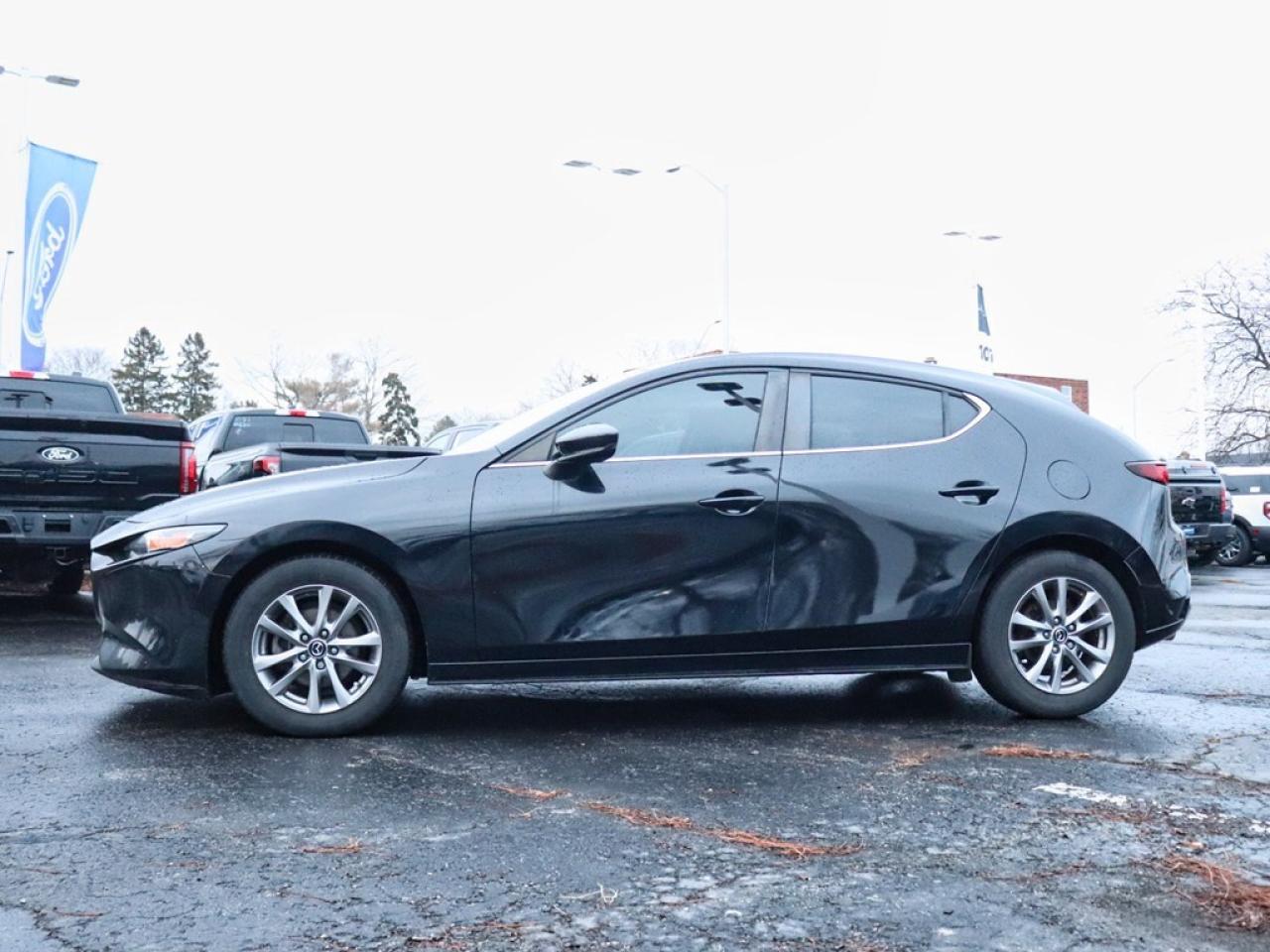 2019 Mazda MAZDA3 Sport GS w LUX PKG | 2.5L | ROOF | MEM SEATS | HTD STR W Photo