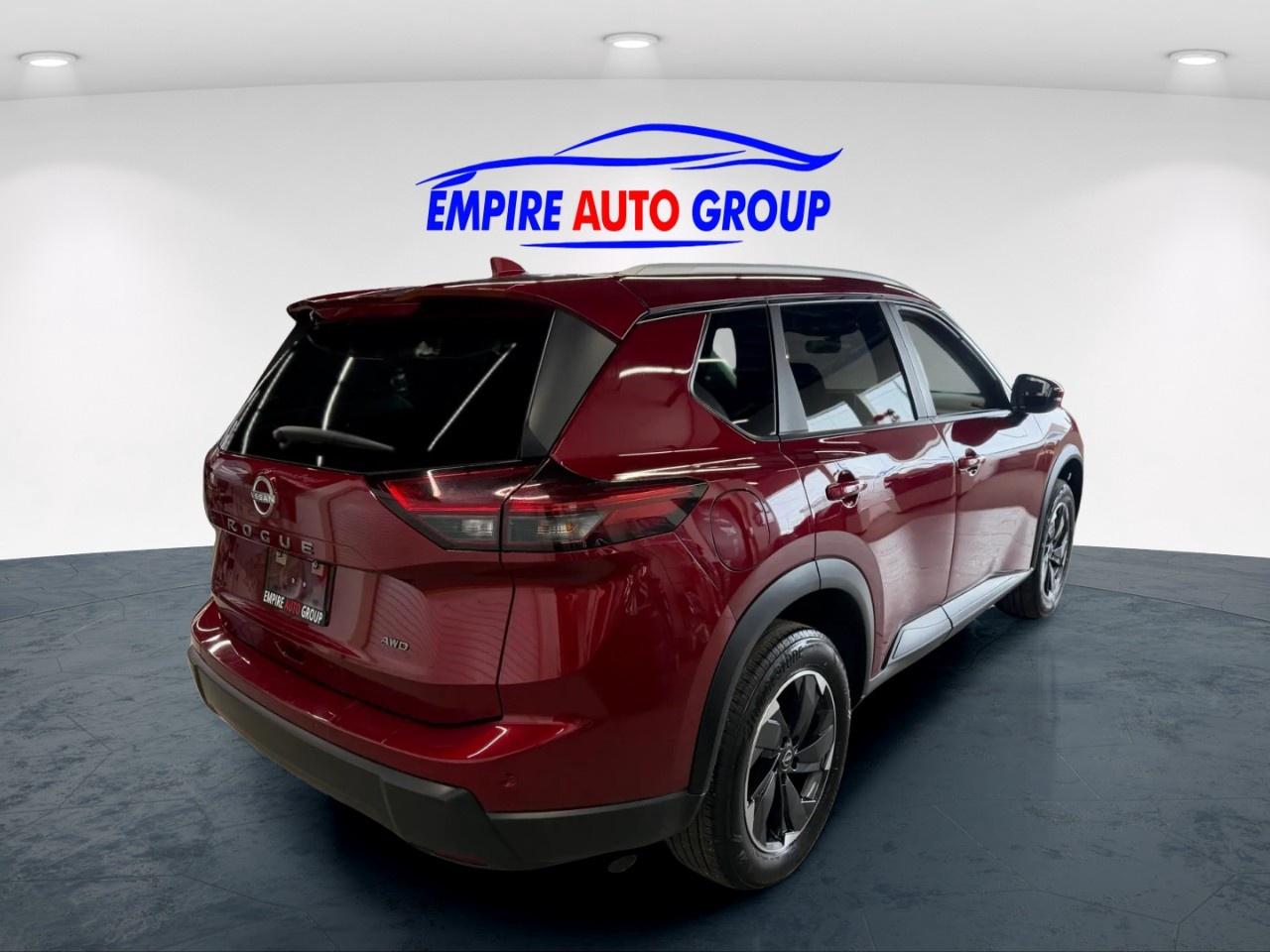 2025 Nissan Rogue SV Photo