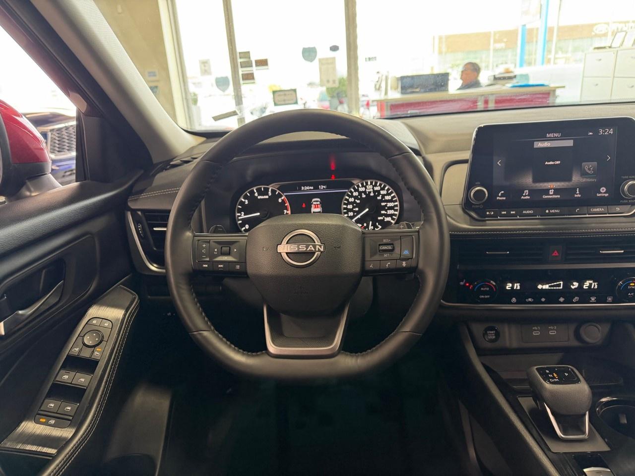 2025 Nissan Rogue SV Photo