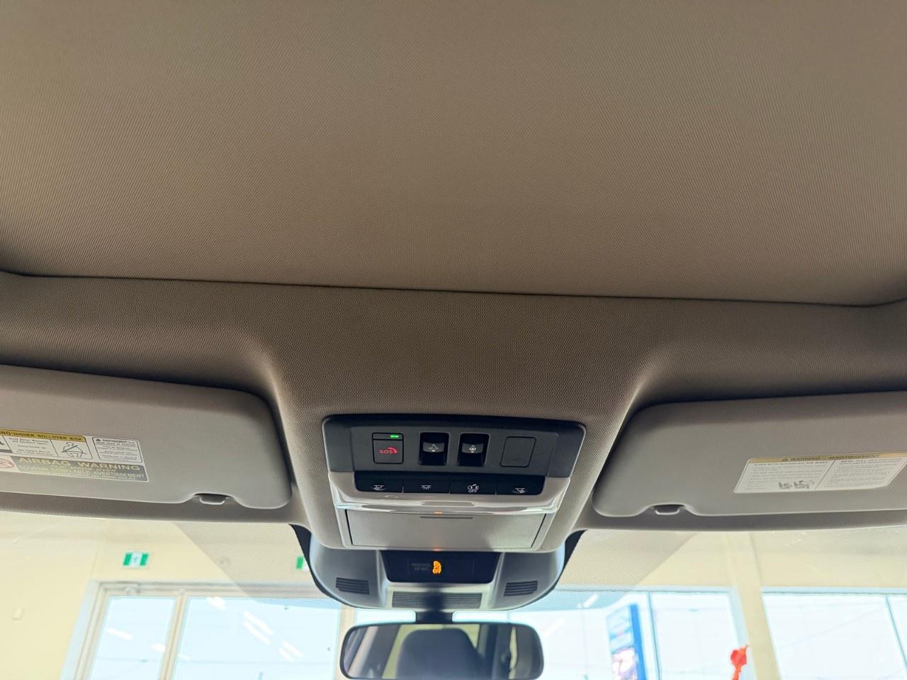 2025 Nissan Rogue SV Photo