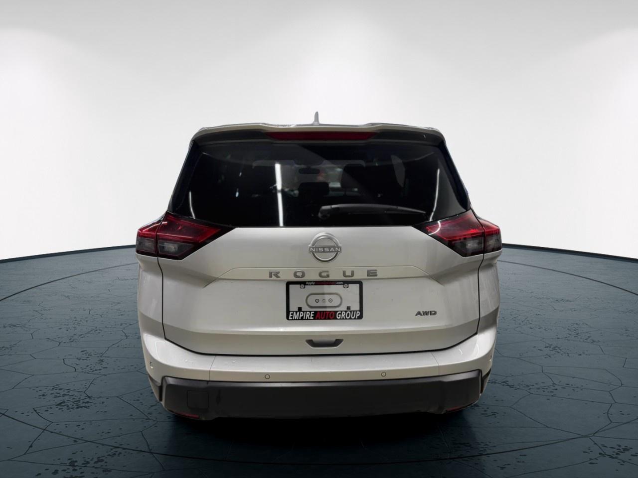 2025 Nissan Rogue SV Photo2