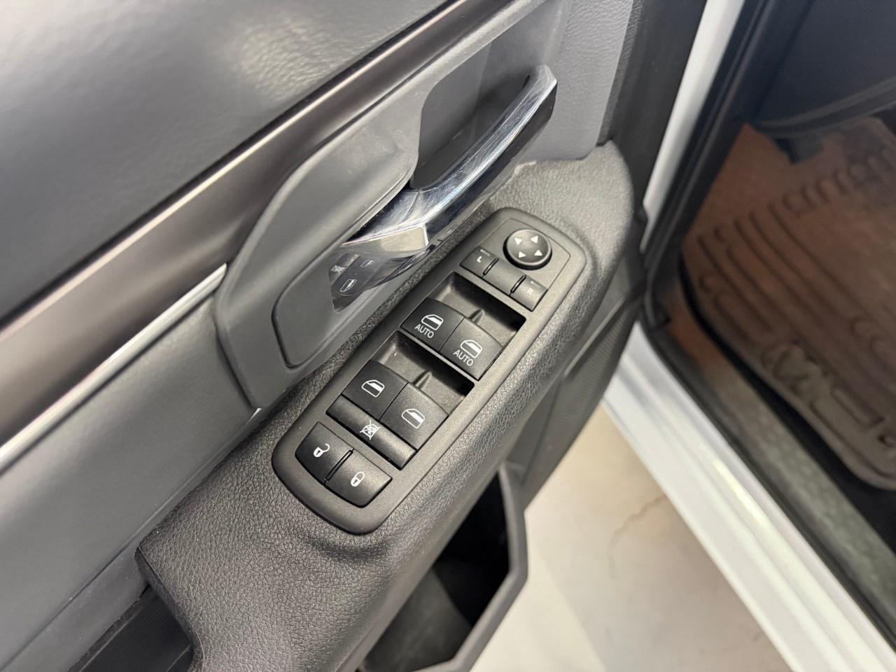 2023 RAM 1500 TRADESMAN Photo