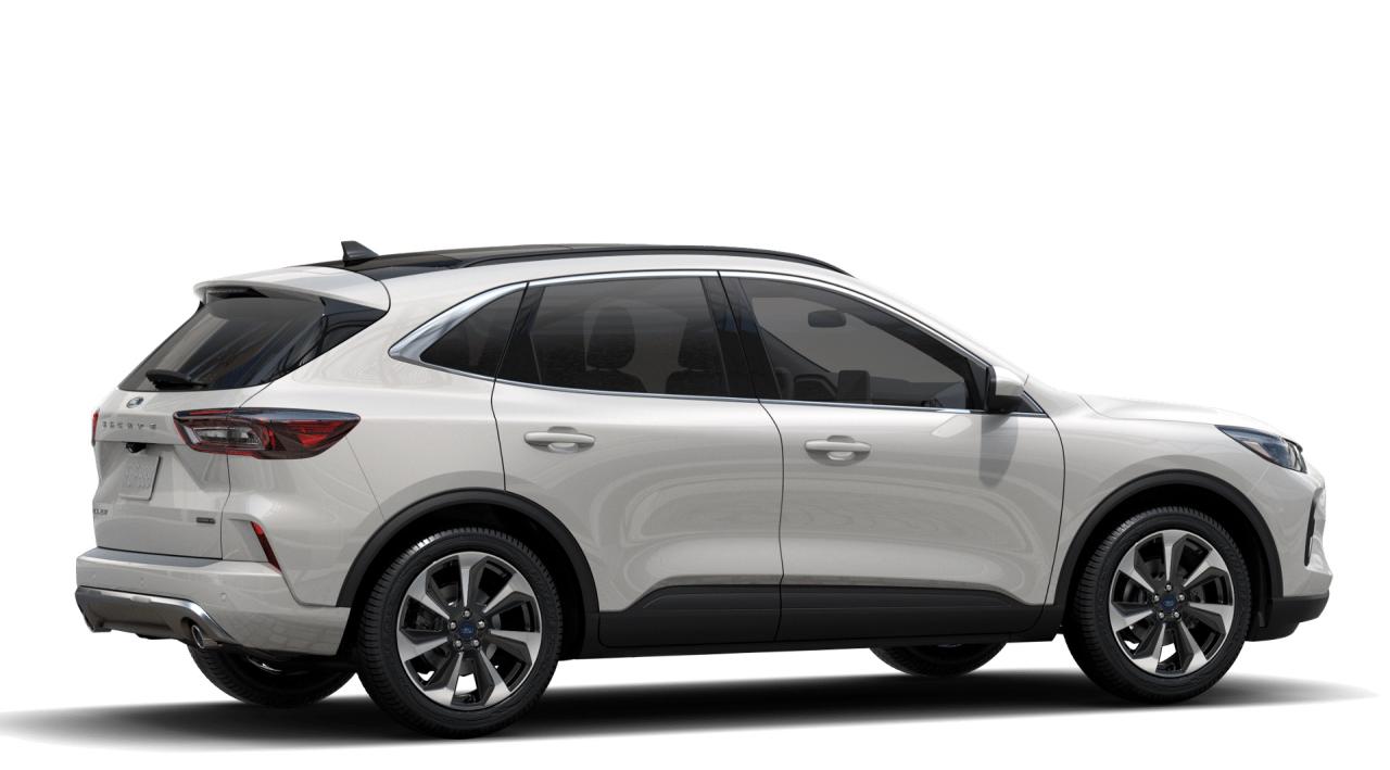 2023 Ford Escape Platinum AWD Photo2