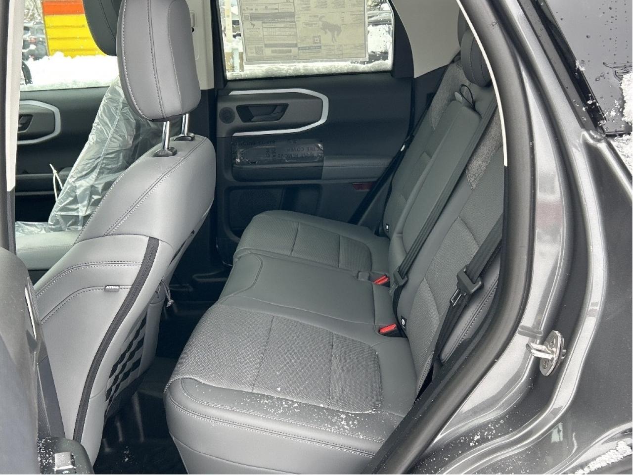 2025 Ford Bronco Sport BADLANDS 4x4 400A Photo