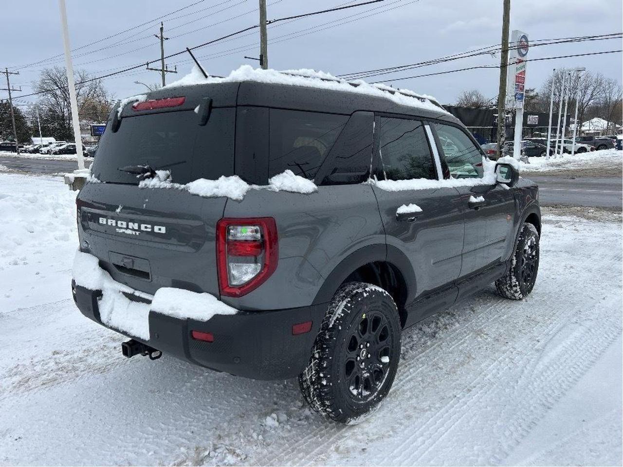 2025 Ford Bronco Sport BADLANDS 4x4 400A Photo4
