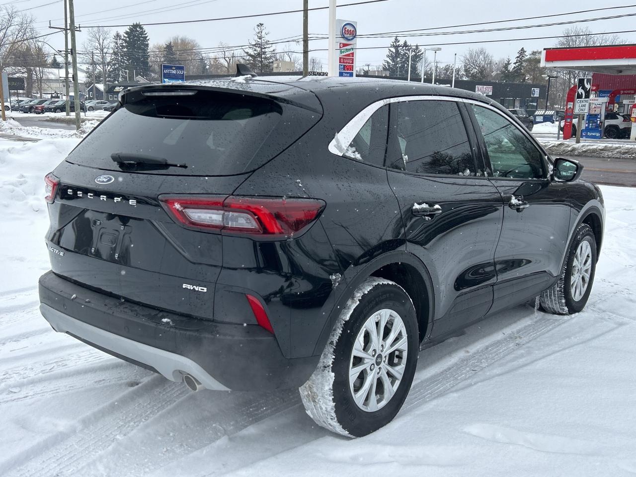 2024 Ford Escape Active AWD Photo4