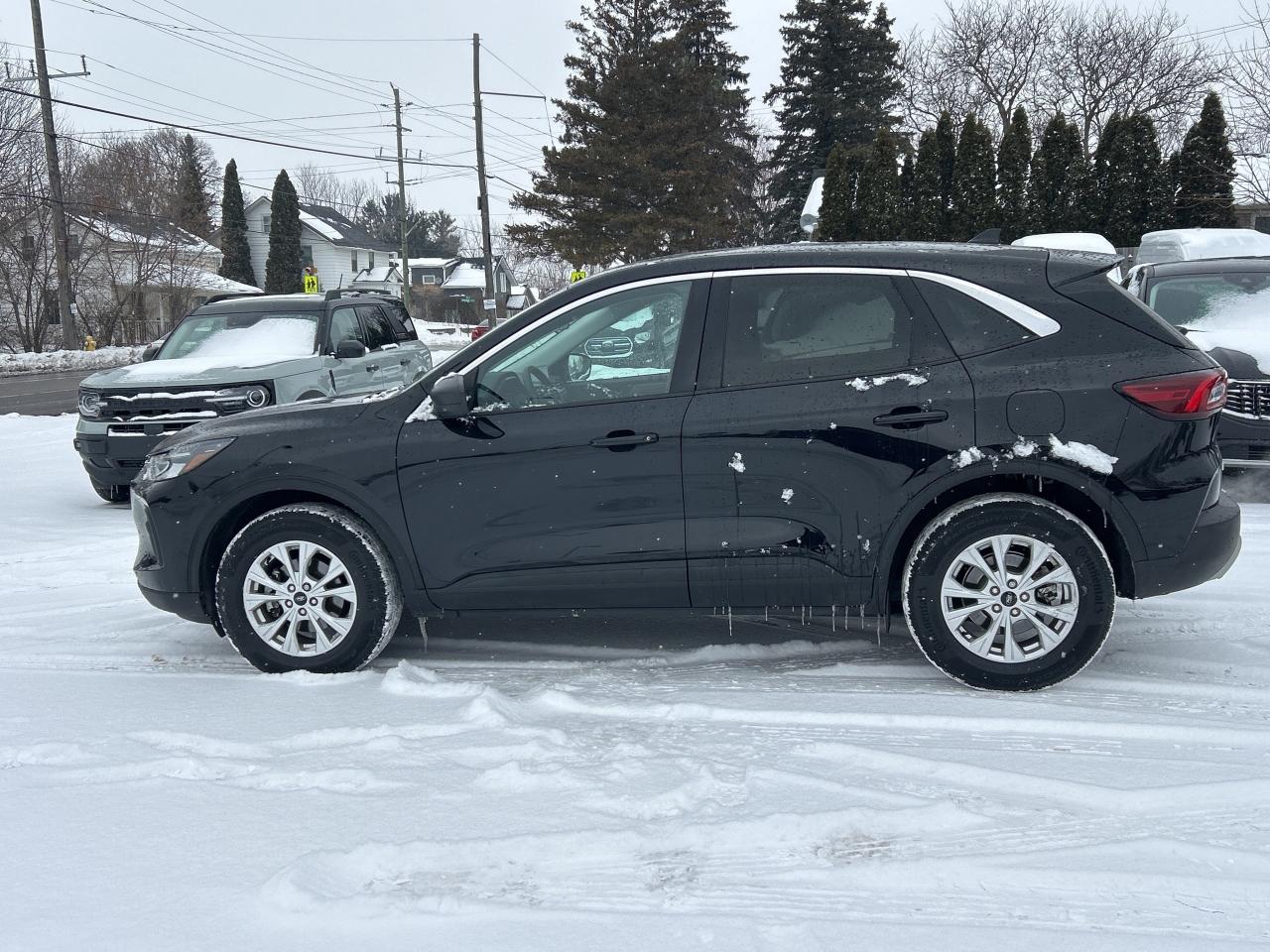 2024 Ford Escape Active AWD Photo1