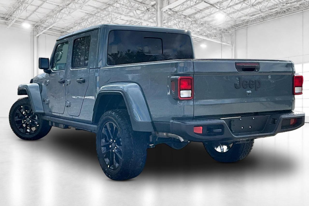 2026 Jeep Gladiator NIGHTHAWK | Leather | Hardtop | Conv Grp | LED's Photo2