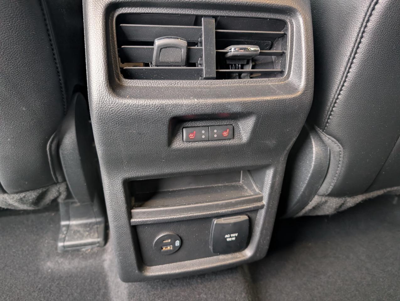 2021 Ford Edge ST Photo