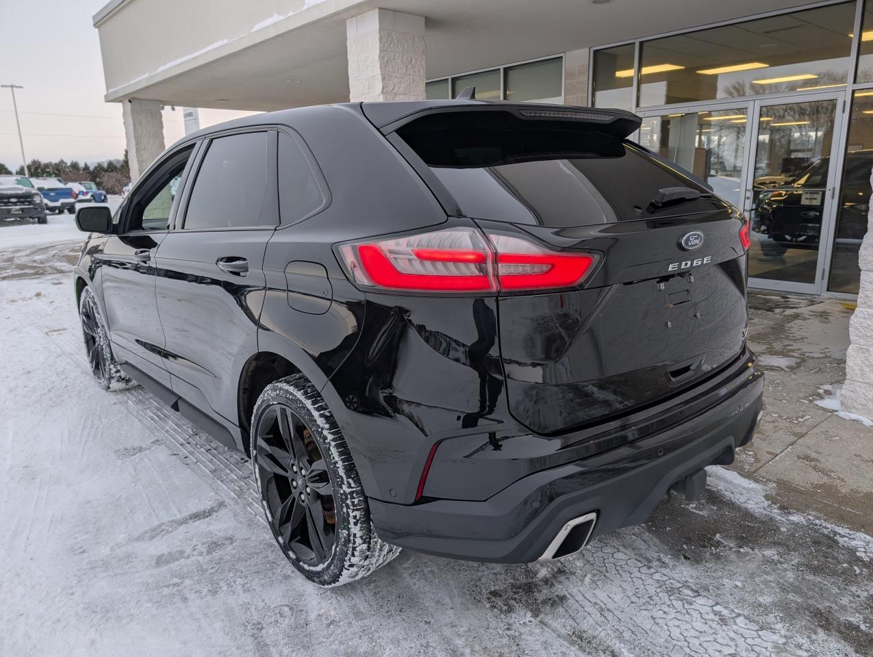 2021 Ford Edge ST Photo
