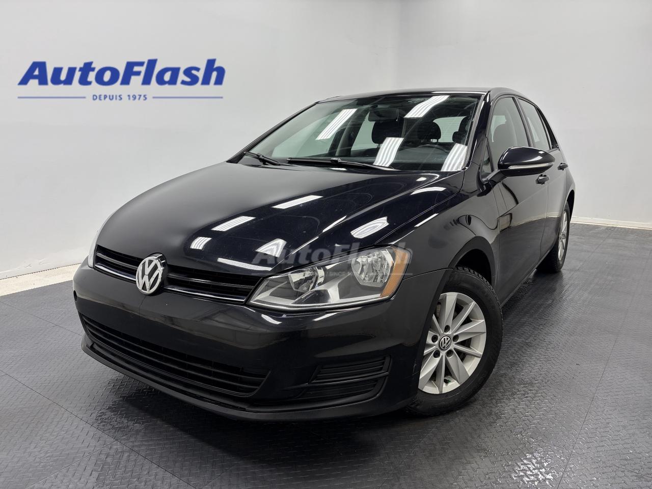 Used 2017 Volkswagen Golf 1.8 TSI TRENDLINE, CARPLAY, CAMERA, SIÈGES CHAUFF for sale in Saint-Hubert, QC