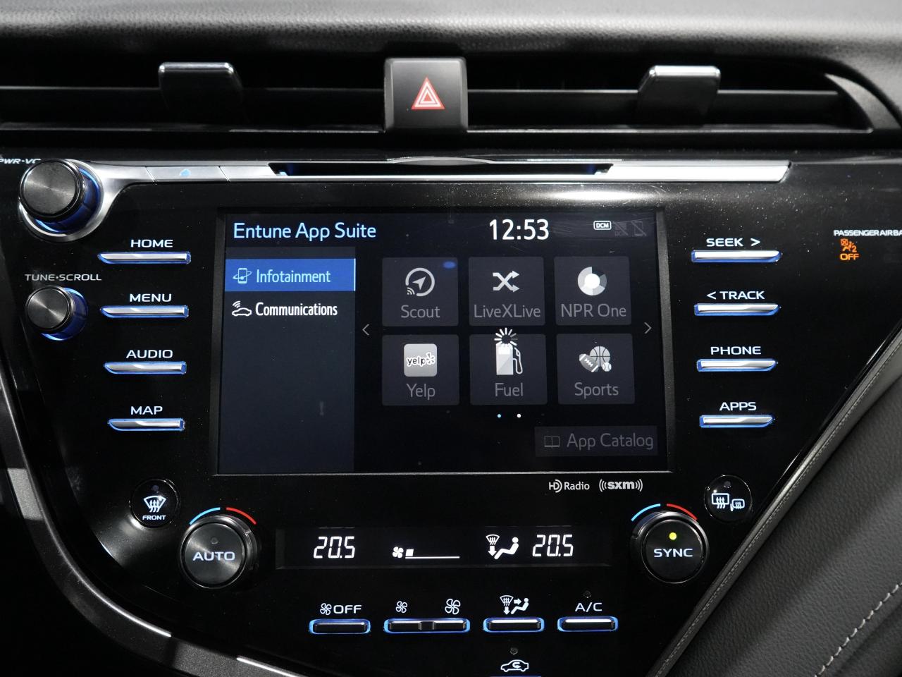 2019 Toyota Camry SE /ROOF/CARPLAY/COLLISION AVOIDANCE/NO ACCIDENTS Photo