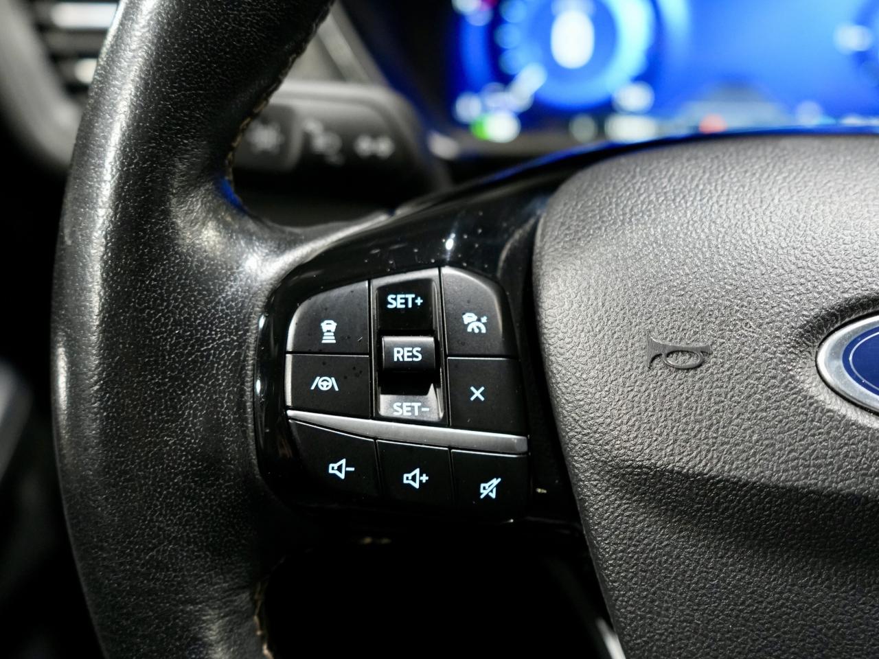 2022 Ford Escape Titanium Plug-In Hybrid/HUD/B&O/ADAPTIVE CRUISE Photo