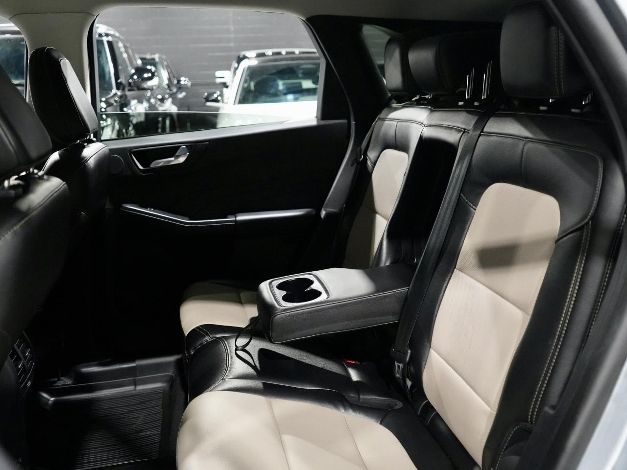 2022 Ford Escape Titanium Plug-In Hybrid/HUD/B&O/ADAPTIVE CRUISE Photo