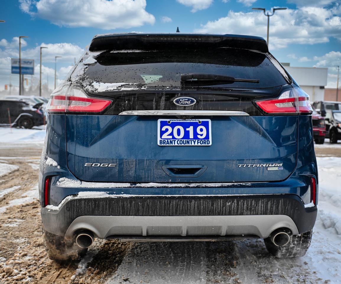 2019 Ford Edge TITANIUM | AWD | BEAUTY! | LEATHER | PANO ROOF Photo4