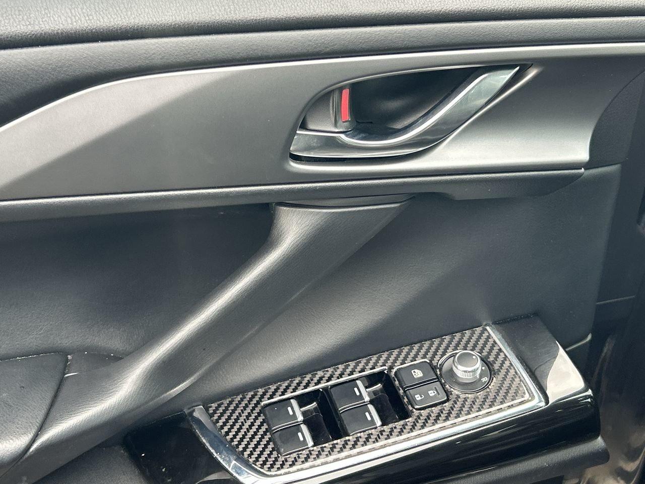 2023 Mazda CX-9 GS-L AWD Brand NEW FRONT PADS AND ROTOS Photo