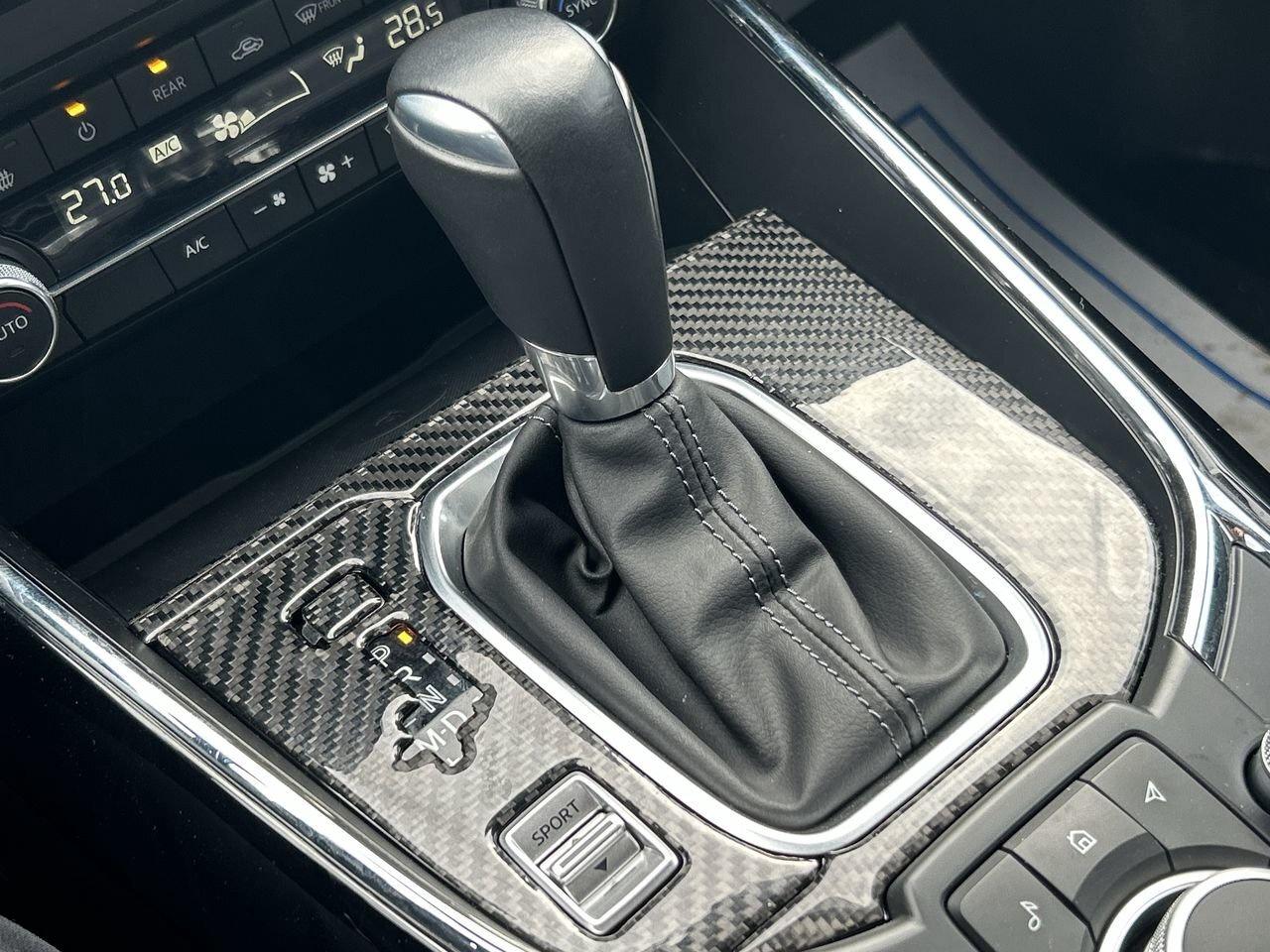 2023 Mazda CX-9 GS-L AWD Brand NEW FRONT PADS AND ROTOS Photo