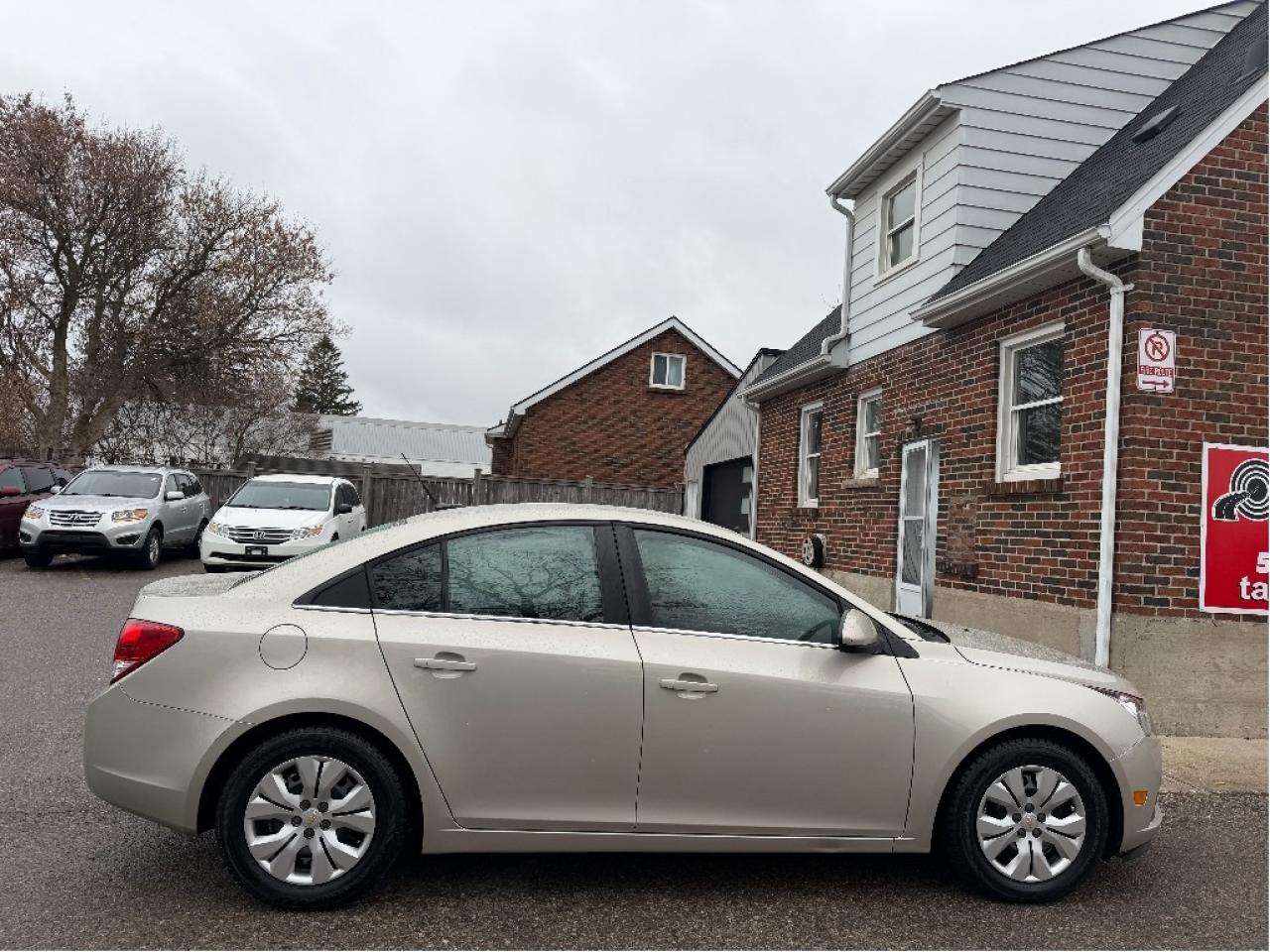 2013 Chevrolet Cruze LT | One Owner | No Accidents | Two Sets of Tires Photo