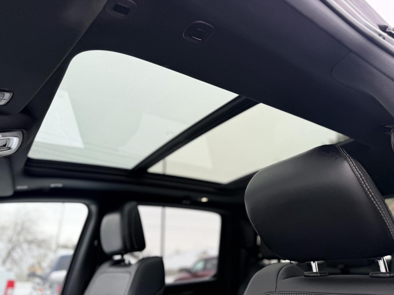 2022 RAM 1500 Rebel 4x4 Crew Cab 5'7  Box | NAVIGATION | SUNROOF Photo