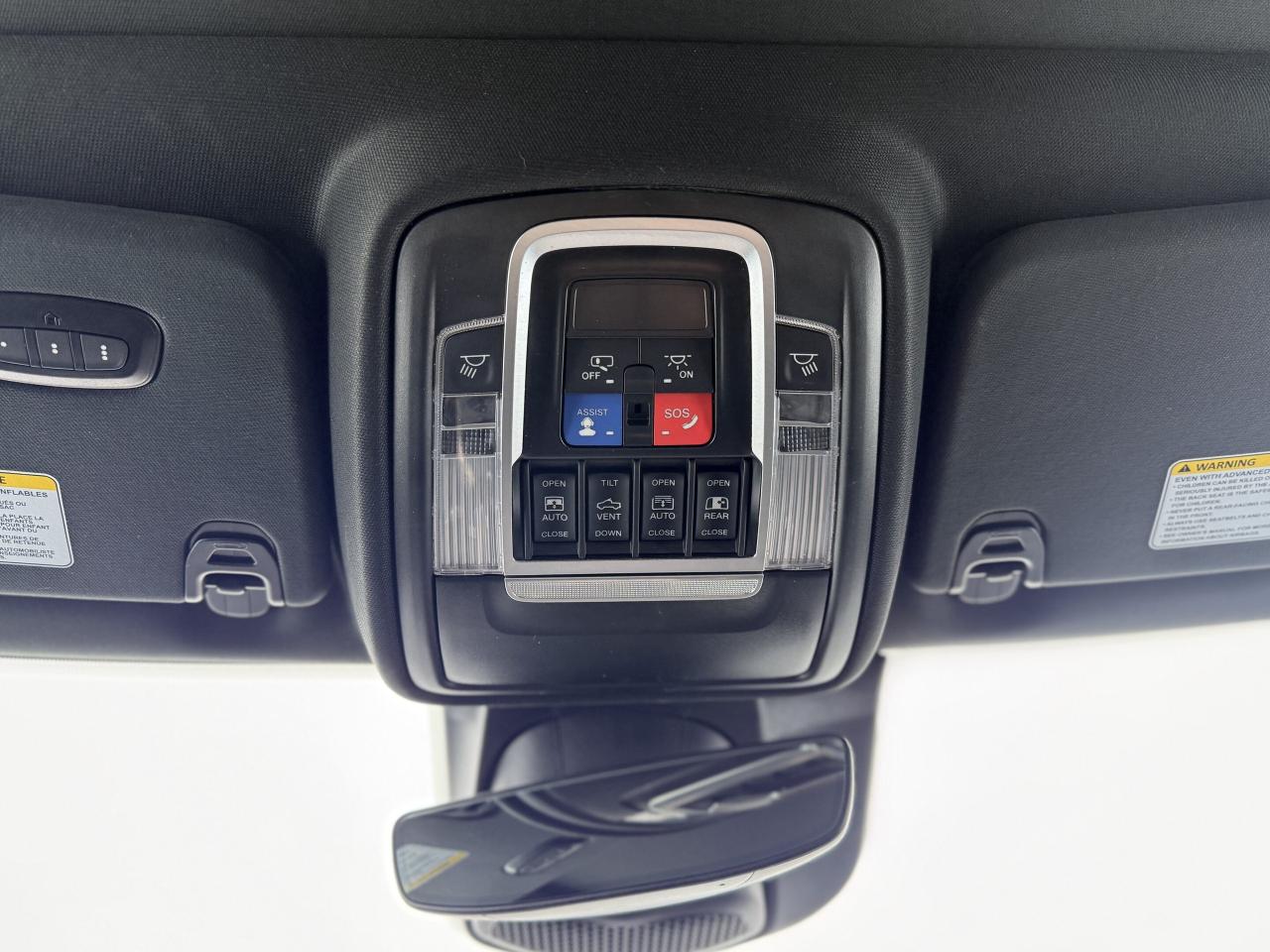 2022 RAM 1500 Rebel 4x4 Crew Cab 5'7  Box | NAVIGATION | SUNROOF Photo