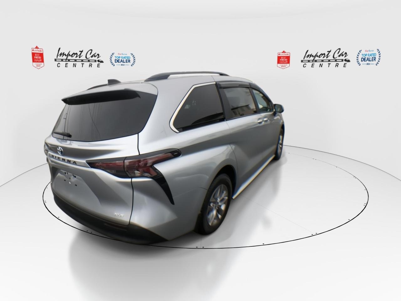 2025 Toyota Sienna XLE 8-Passenger SOFTEX, ROOF, HTD. SEATS, BLIS, BK Photo