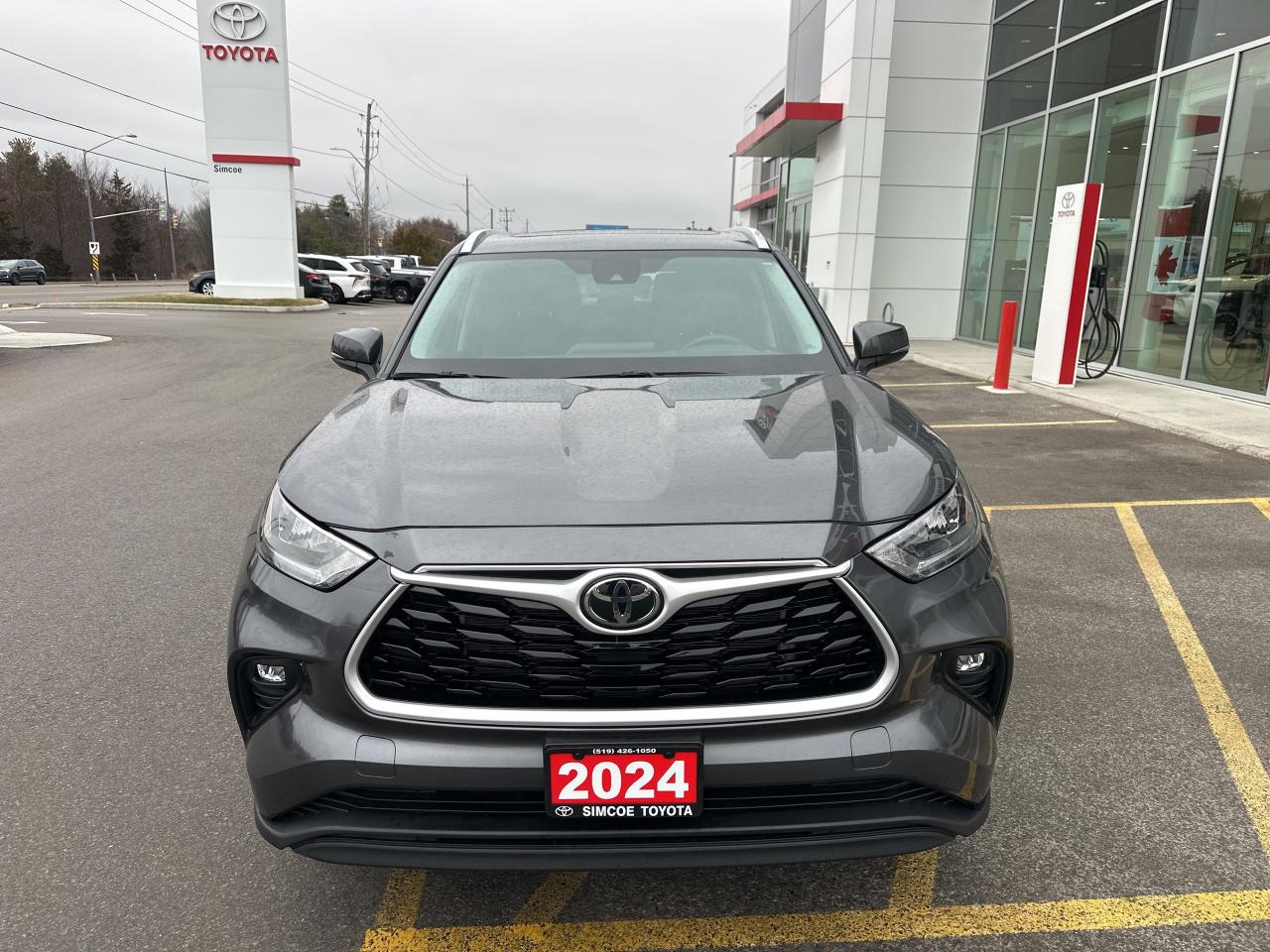 2024 Toyota Highlander XLE Photo