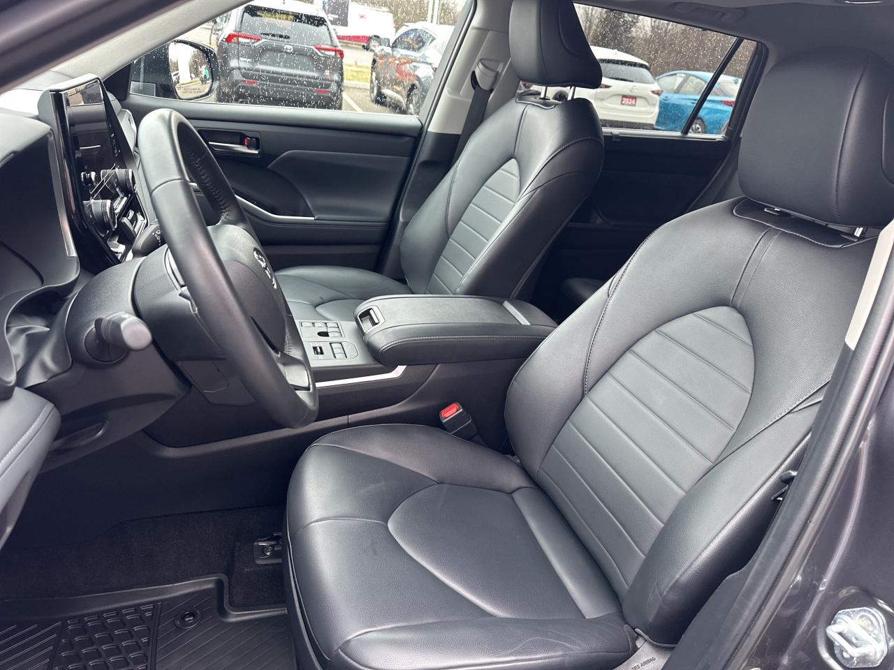 2024 Toyota Highlander XLE Photo