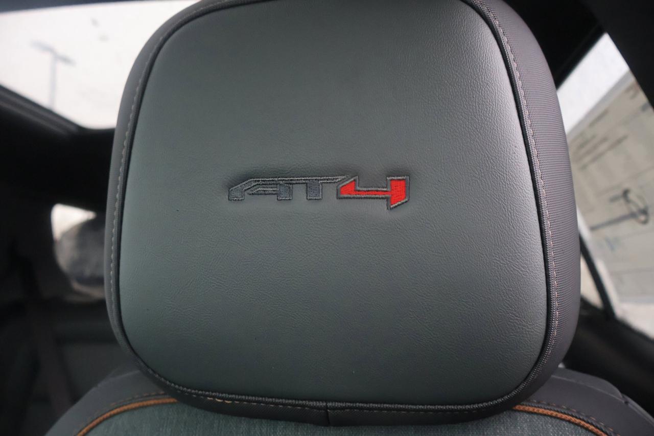 2026 GMC Terrain AWD AT4 | Demo Unit | | Nav System | Photo