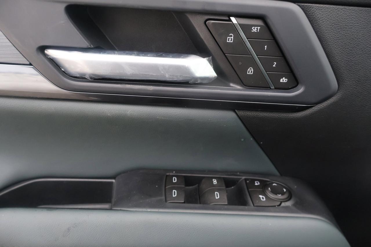 2026 GMC Terrain AWD AT4 | Demo Unit | | Nav System | Photo