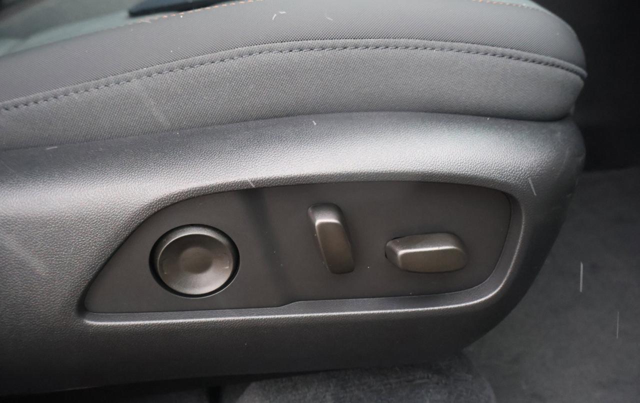 2026 GMC Terrain AWD AT4 | Demo Unit | | Nav System | Photo