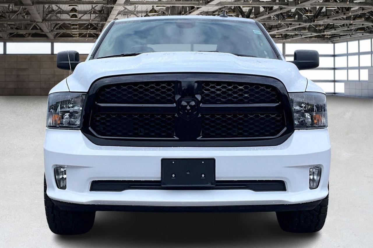 2023 RAM 1500 Classic Night Edition Crew V8 | Sub Zero | Bed Cover | 4X4 Photo2