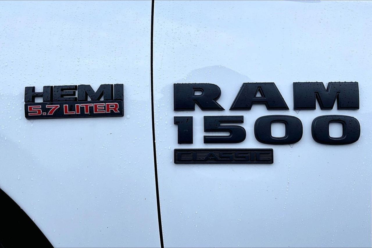 2023 RAM 1500 Classic Night Edition Crew V8 | Sub Zero | Bed Cover | 4X4 Photo