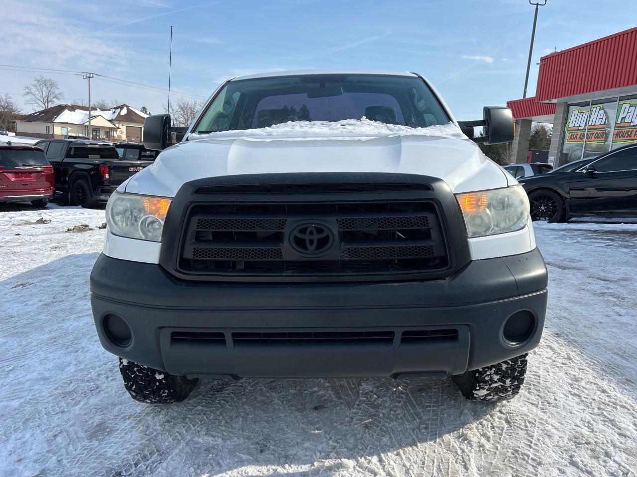 2013 Toyota Tundra LONG BOX, REG CAB, 4X4, CLEAN CARFAX! - Photo #3