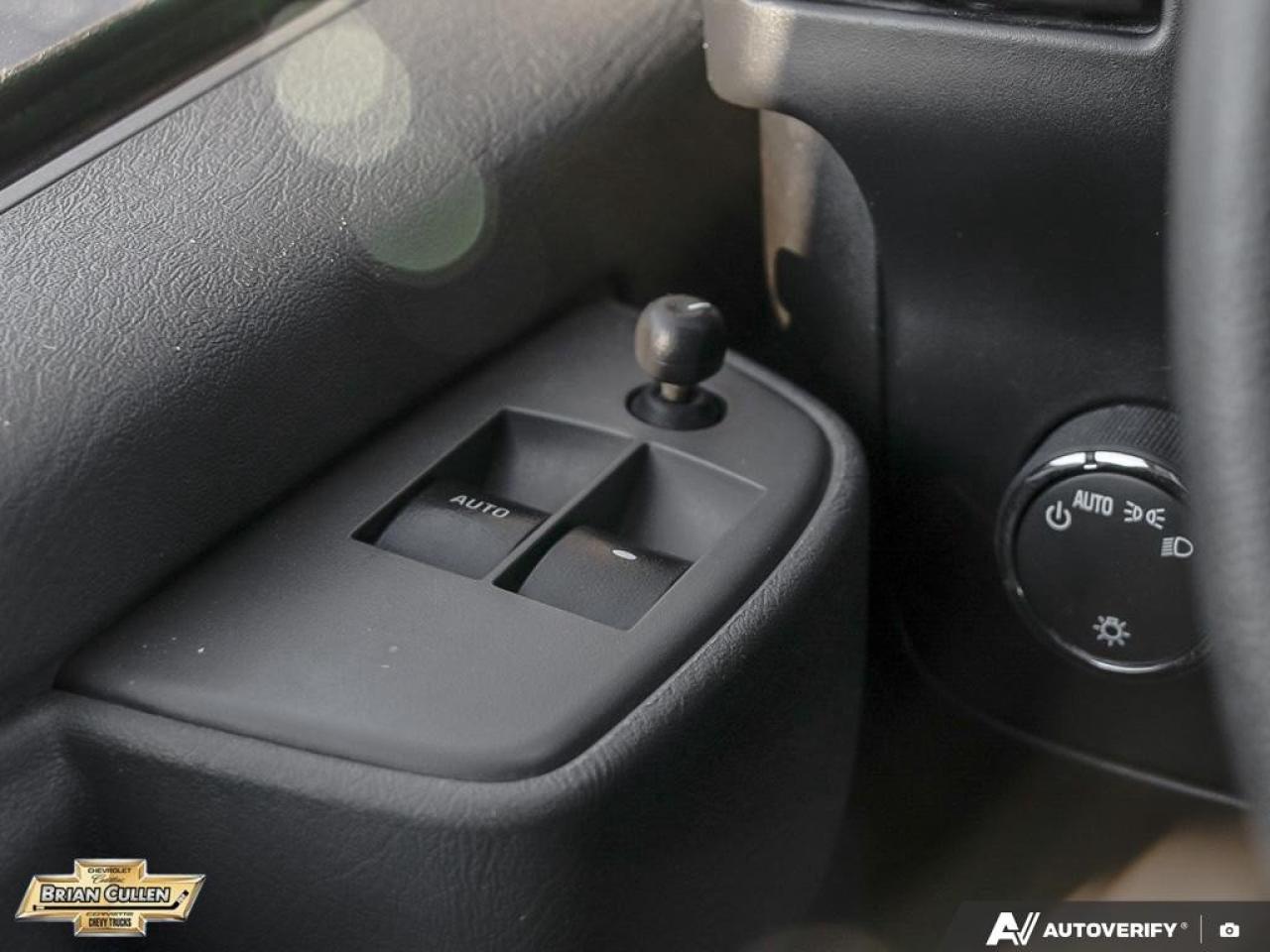 2024 GMC Savana Cargo Van Other 2500 Extended Wheelbase Rear-Wheel Drive Photo