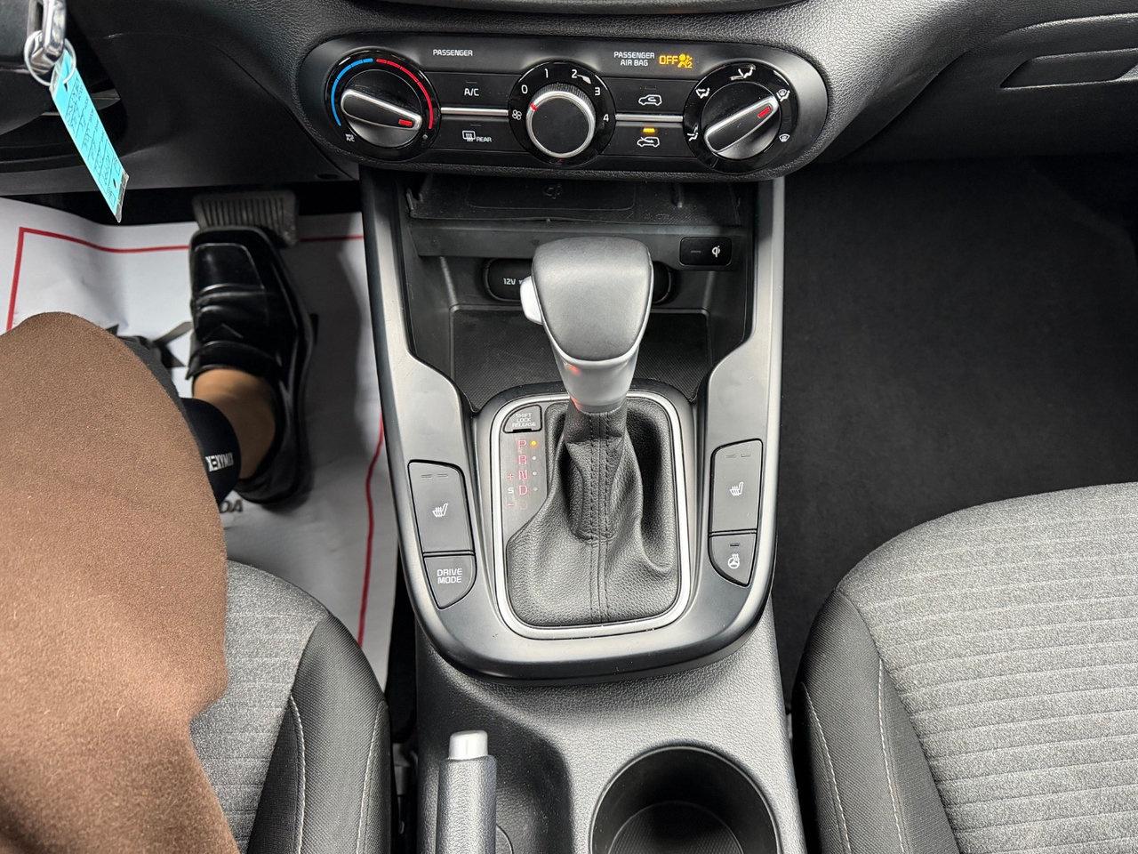 2022 Kia Soul EX Pkg.   Heated Seats & Steering Wheel   Carplay Photo