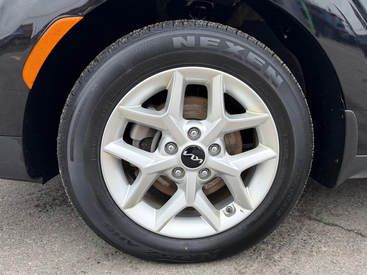 2022 Kia Soul EX Pkg.   Heated Seats & Steering Wheel   Carplay Photo