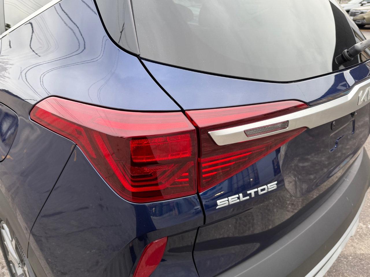 2023 Kia Seltos EX Premium Pkg.   Navigation   Heated Seats Photo