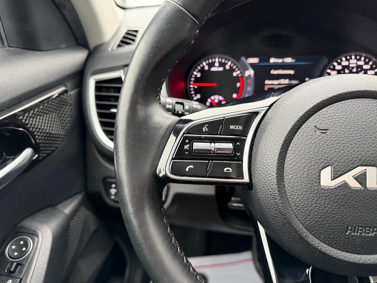 2023 Kia Seltos EX Premium Pkg.   Navigation   Heated Seats Photo